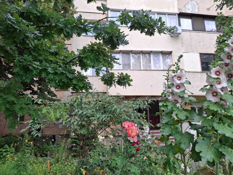 apartament 2 camere, etaj 1/4 orizont