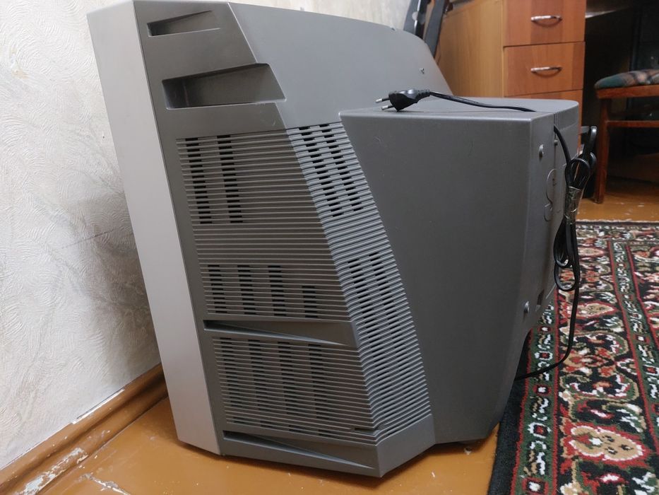 Продам телевизор SAMSUNG