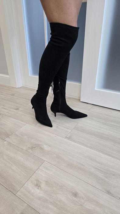 Демисезонные ботфорты Zara