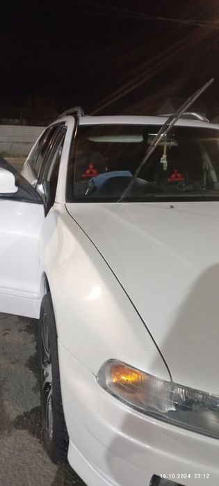 Митсубиси легнум