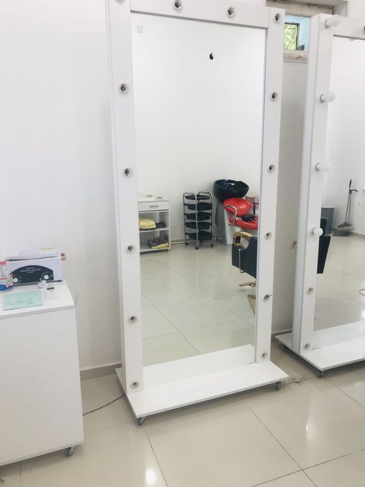 Продаётся новое Зеркало