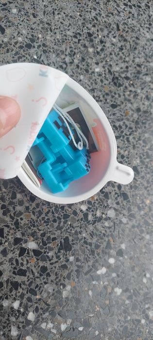 Заряженный крипер из колекции киндер джой майнкрафт