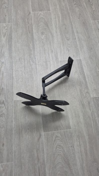 Продам кронштейн для ТВ