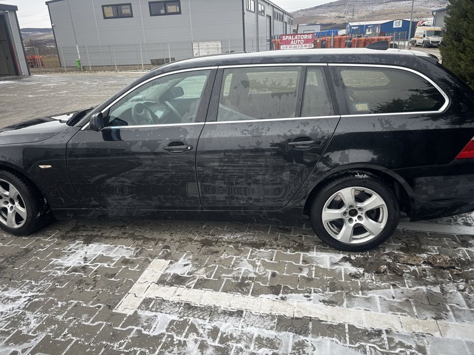 Vand sau Schimb cu bmw E60