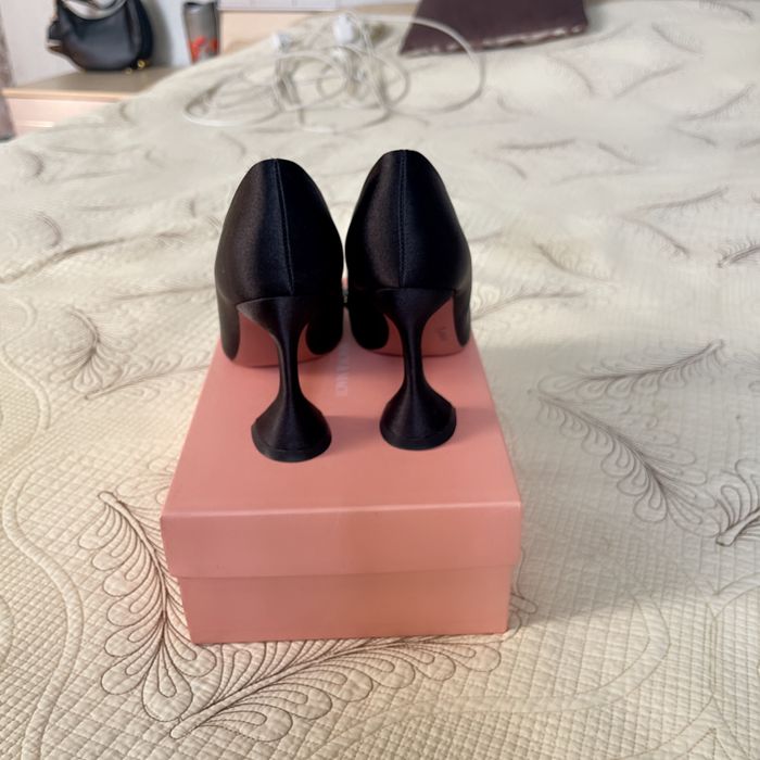 Продается батильоны и туфли