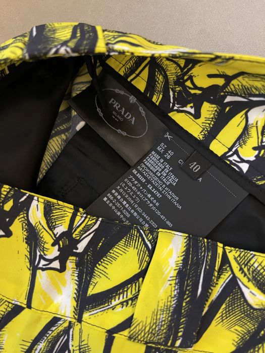 Шорты Prada новые, неношеные