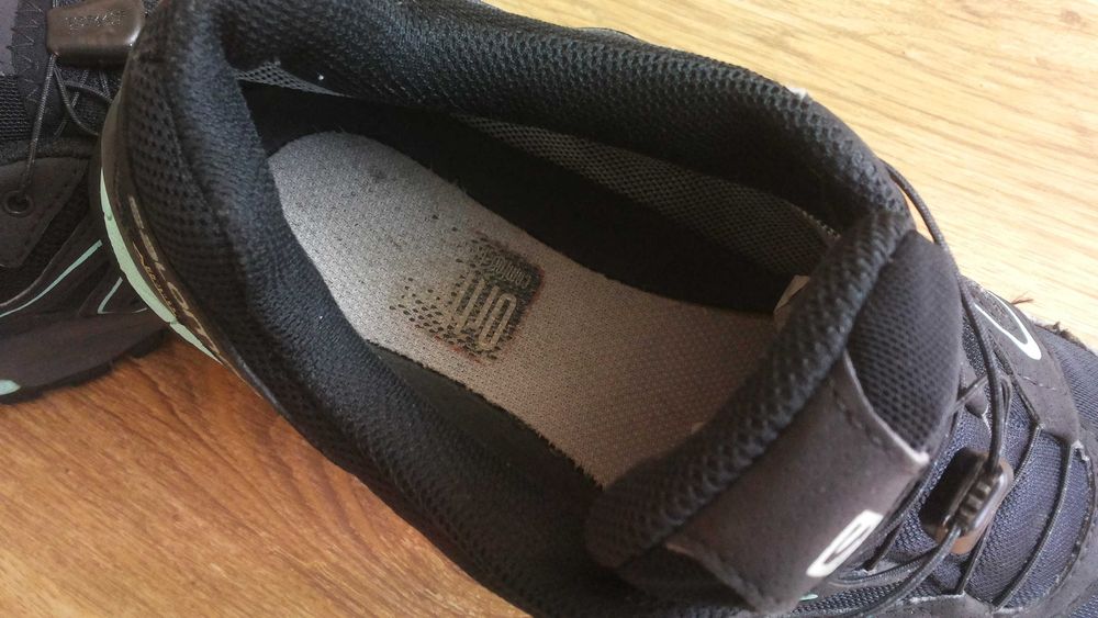 SALOMON GORE-TEX Women Kids Shoew размер EUR 40 / UK 6.5 маратонки водонепромокаеми - 806