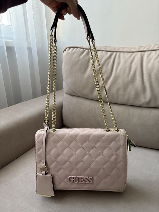 Оригинална чанта Guess