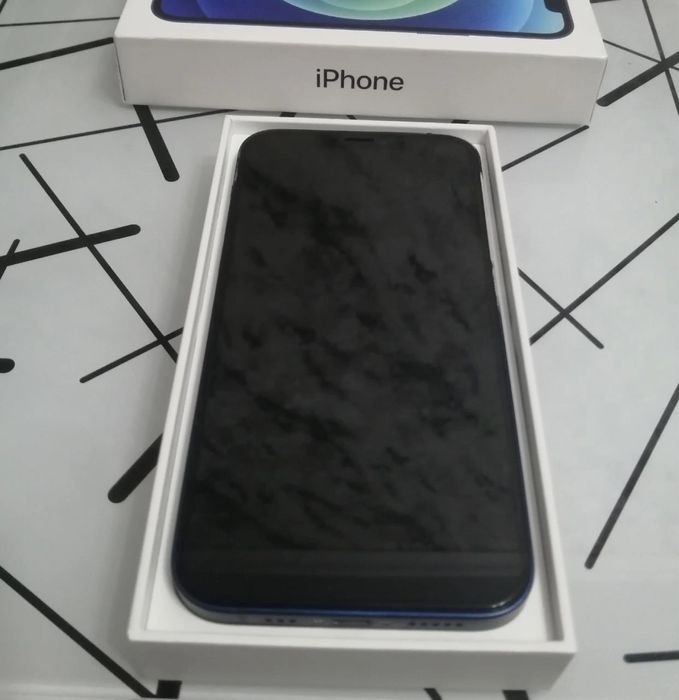 Iphone 12 77akb 64gb