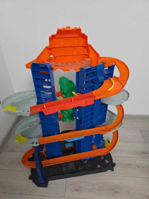 Hot Wheels Ultimate Garage