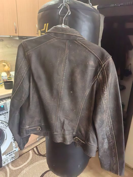 Дамско кожено яке