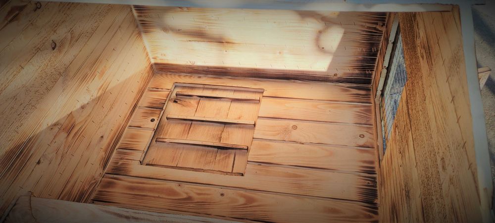 Кокошарник,  Дървена клетка за пилета, Къща за пернати