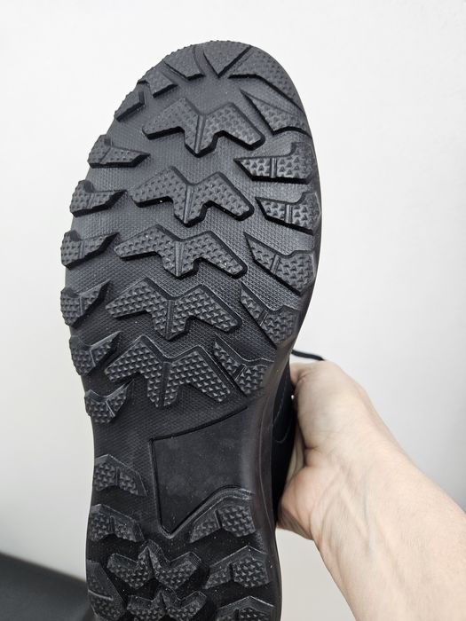 Продам кросовки 40-41р.новые