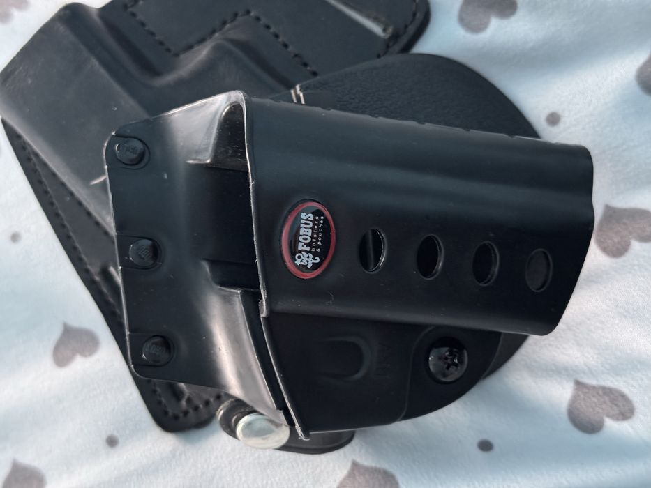 Holster dedicat Fort 17 R