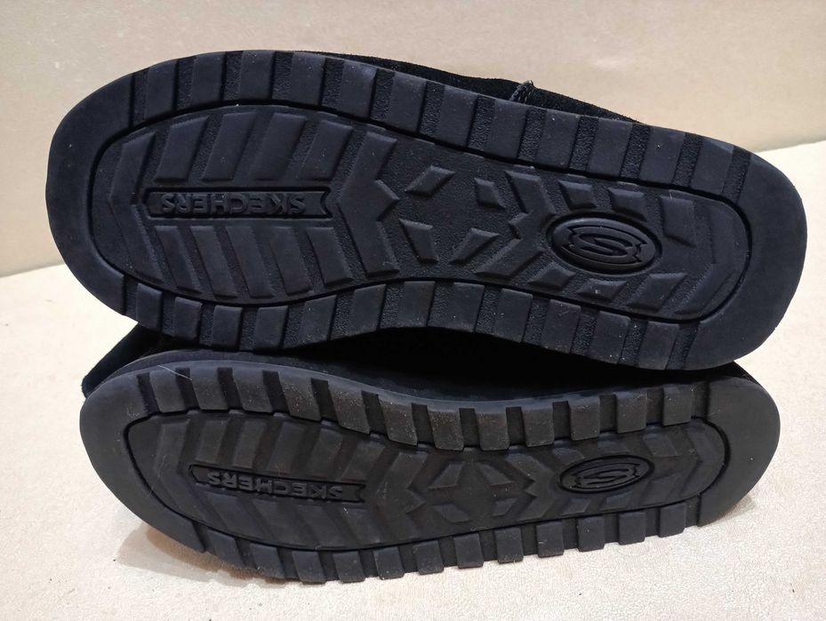 кожени ботуши Skechers N38 -25 лв