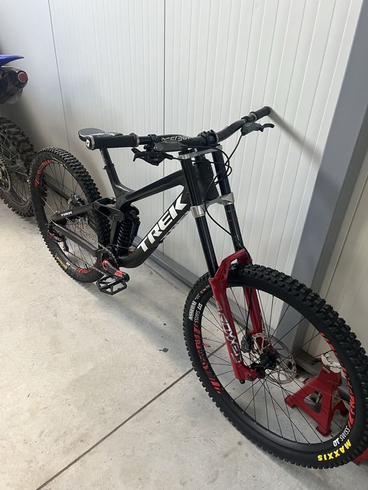 Trek Session 9.9 2022 L 29
