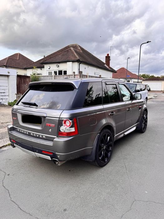 Dezmembrez/ vând range rover sport 2011