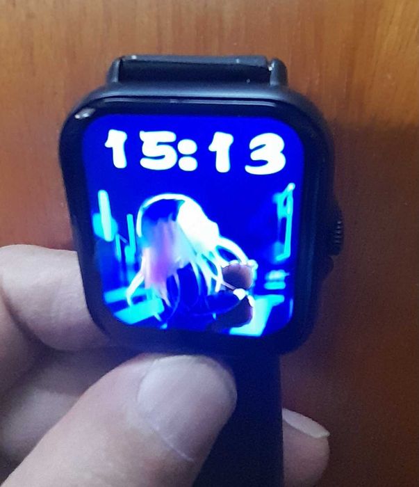 Продавам нов Смарт часовник