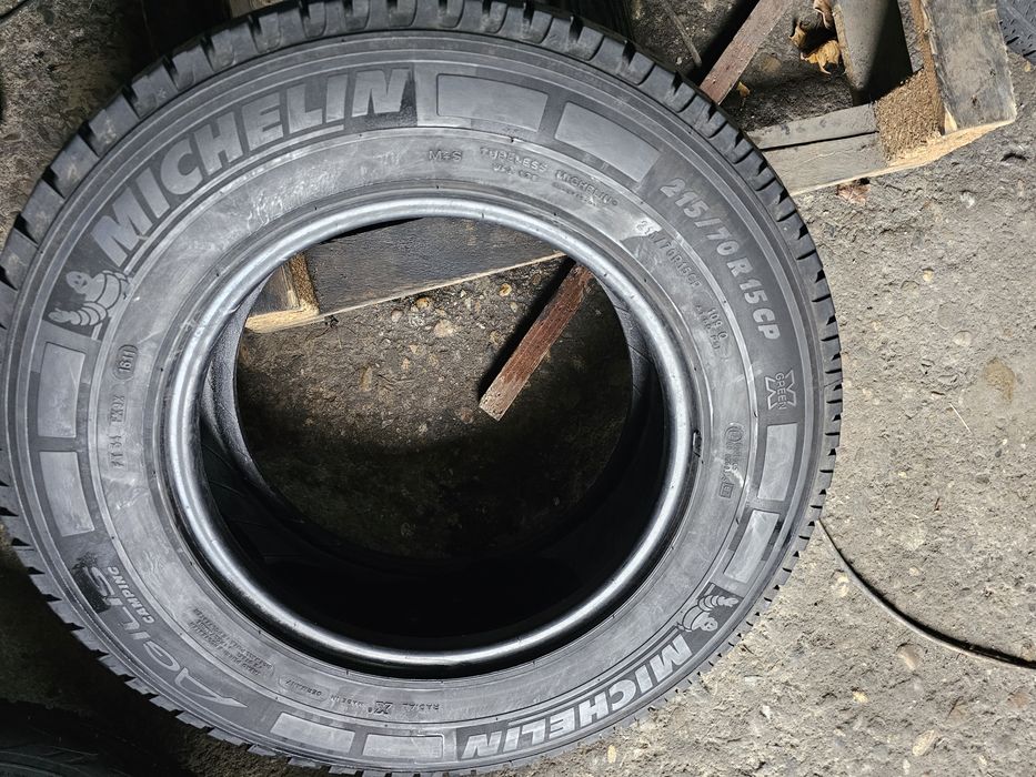 2 anvelope M&S 215 70 15C Michelin 7.2mm
