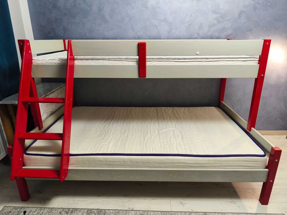 Pat Supraetajat lemn solid + saltele