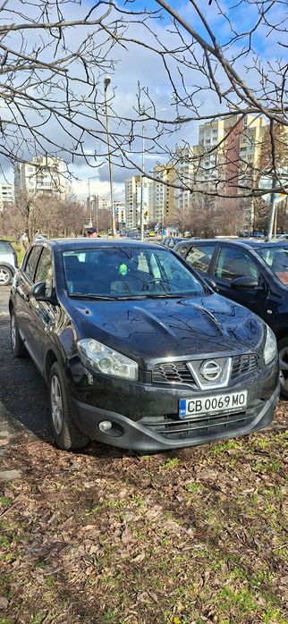 Черен Nissan Qashqai 1.6 Bi-Fuel 2013