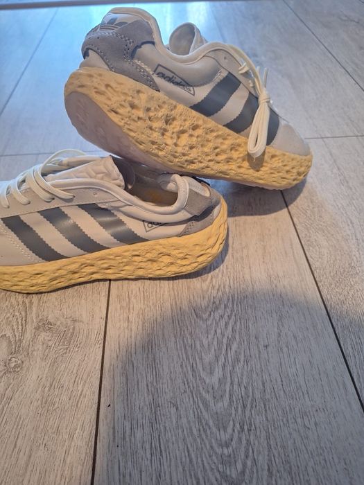 Adidas Hyperturf Aventure