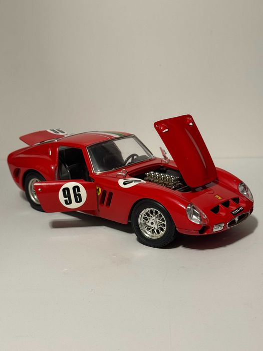 Ferrari 250 Gto 1962 Bburago 1 18