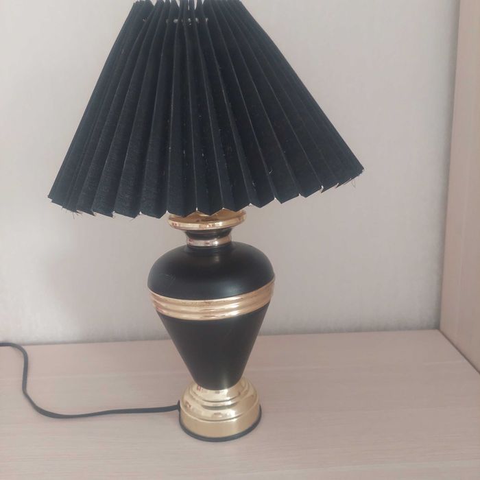 Лампа прикроватная