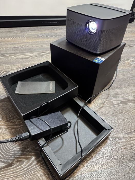 Проектор smart android XGMI со встроенной колонкой Harmann Kardon