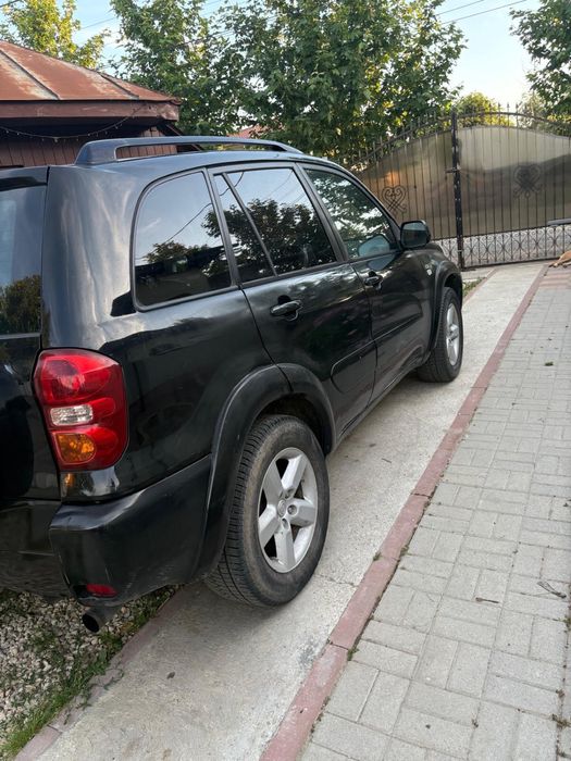 TOYOTA RAV4 0