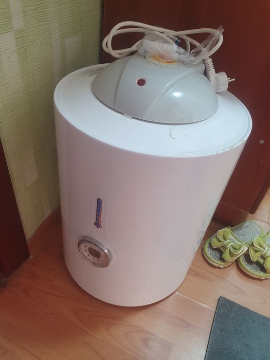 Аристон. Водо обогреватель