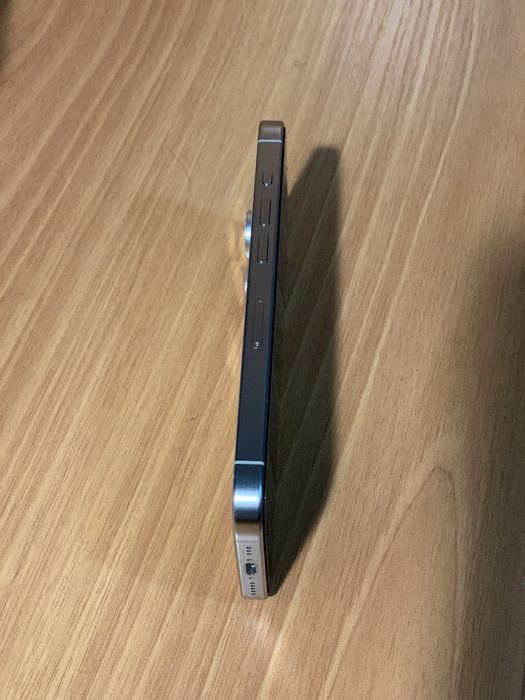 IPhone 15 про White Titaniym