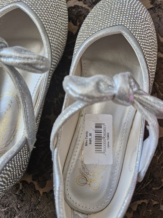 Новые туфли 30 р.