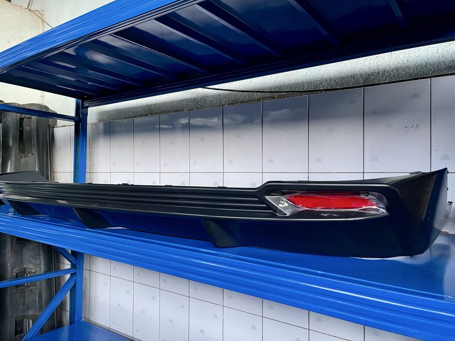 Задний диффузор Camry 80 Камри 80