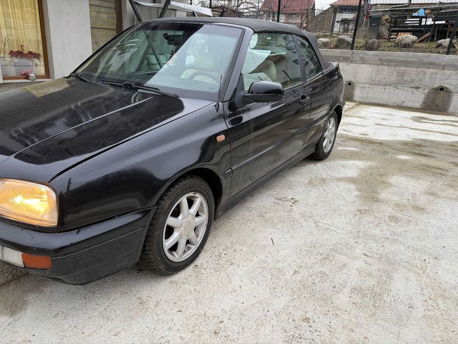 Vand golf 3 decapotabil!
