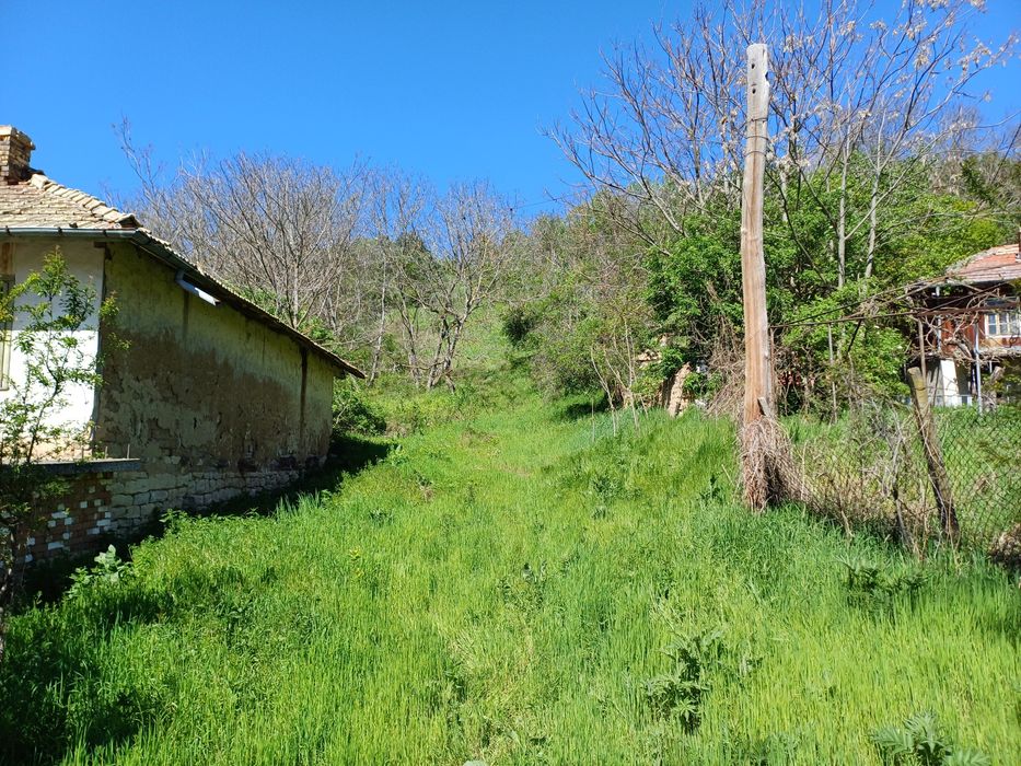 Продава се Къща в с. Люблен, Област Търговище - 140 кв.м за 72 €/кв.м - Снимка #3