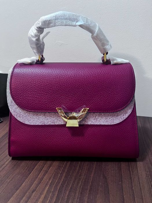 НОВА дамска чанта Coccinelle