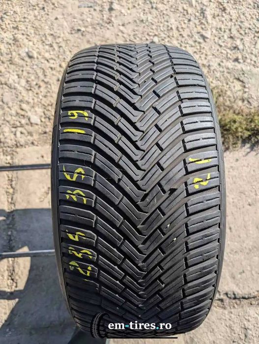 235/35 R19 • All Season • Continental AllSeasonContact 91Y | 1 buc | Pret/buc