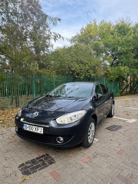 Vând Renault Fluence