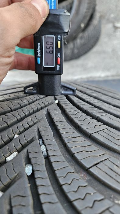 4бр гуми 215 60 16 мишелин