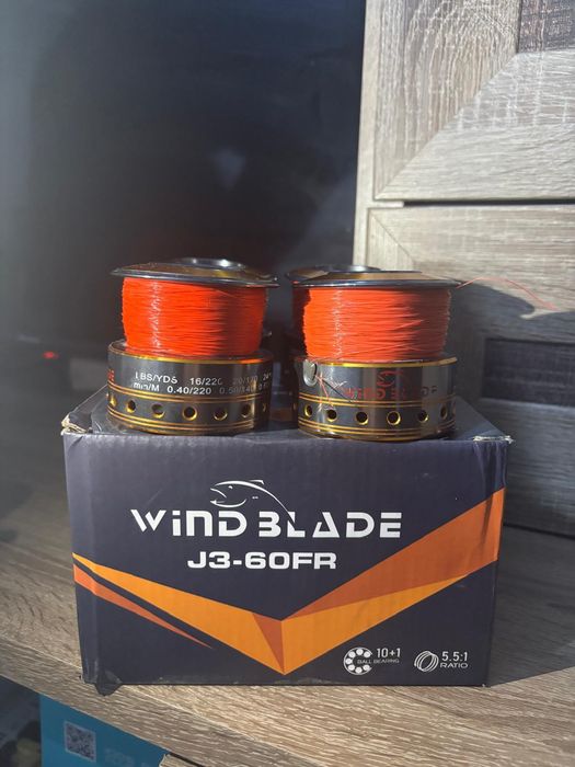 Vând mulinete WIND BLADE