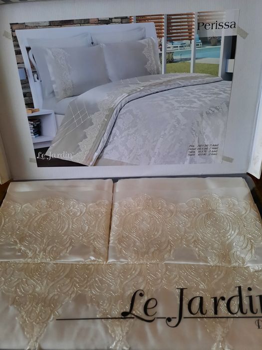 Шёлковое постельное обсолютно новый набор