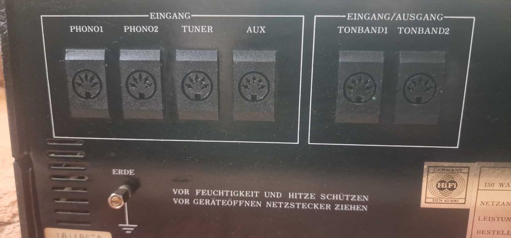 Universum Dynamic System 2500 HiFi (V3297) putere 2X75W pe 8 Ohm