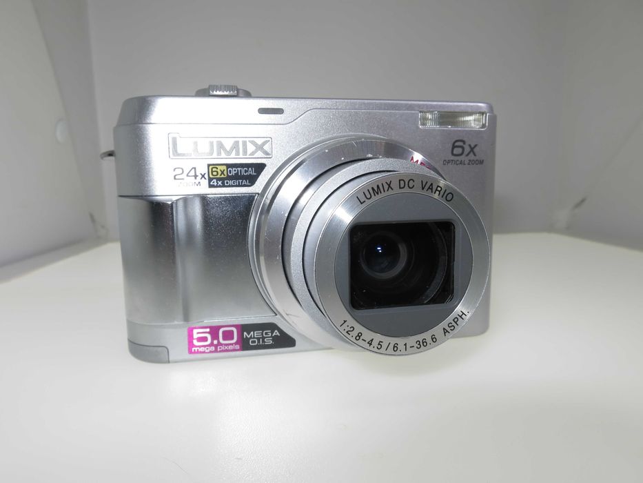 Panasonic Lumix DMC LZ2 компактен фотоапарат цифрова камера като нов