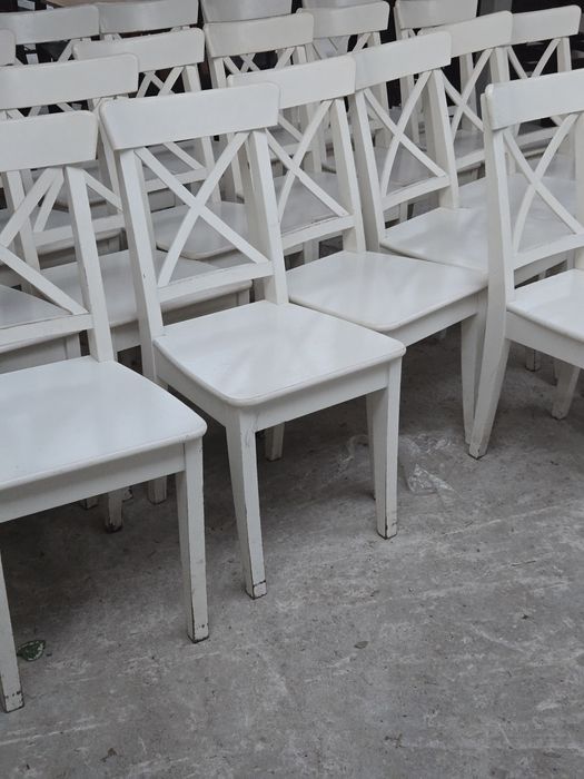 Дървени трапезни столове