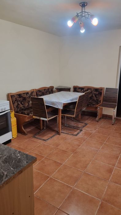 Casă cu grădină de vânzare in Minis