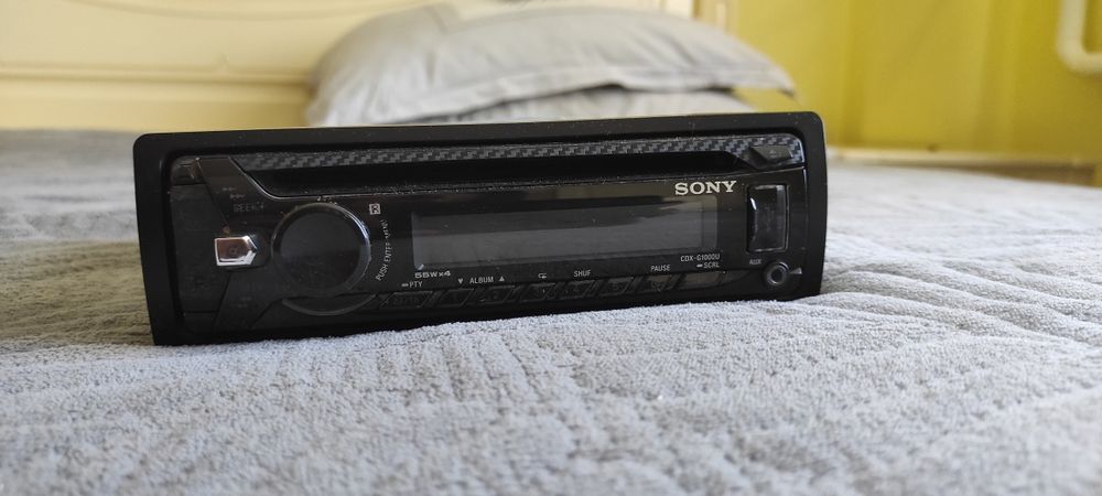 Автомагнитола SONY