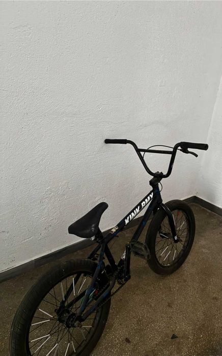 Bicicleta bmx pentru scheme