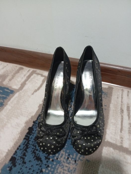 Tuflilar sotiladi Amerikadan yuborishgan