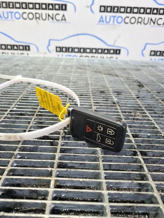 Contact Cu Cheie Volvo XC60 2.4 D 2008 - 2013 SUV (854) DOAR CHEIA